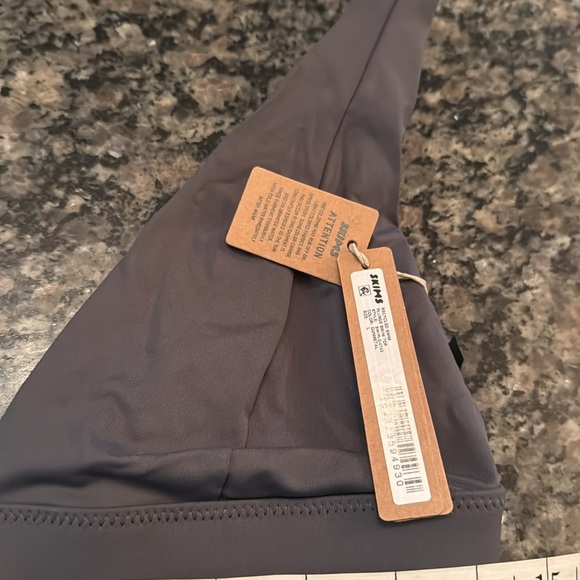 Skims plunge bikini gun metal NWT L - Picture 4 of 9